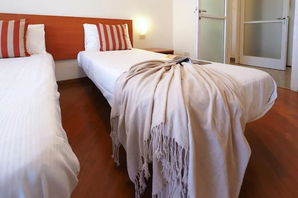 Contempora Apartments - Trilocale Lagosta 9 Milan Italy